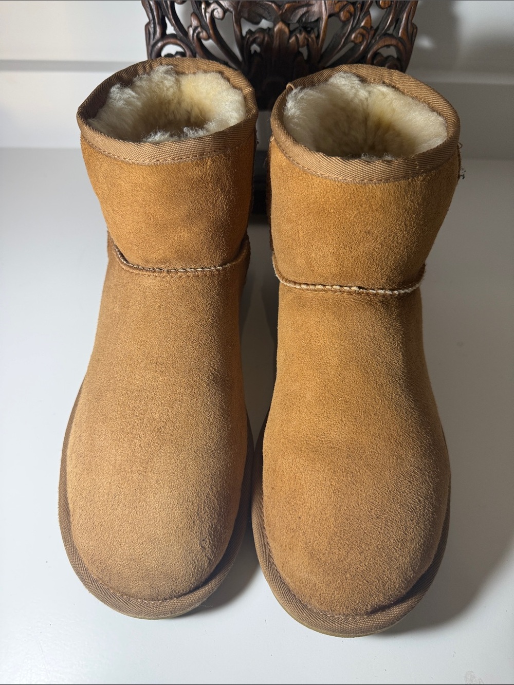 Ugg Classic Mini Shearling-Lined Short Suede Boots - Chestnut Size 8
